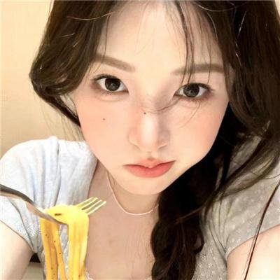 恋爱麻烦，但是甜 海报